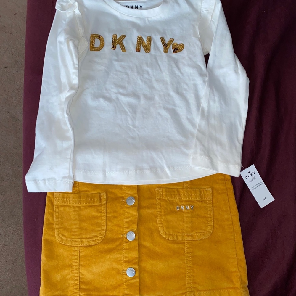 DKNY!!!😊😊🥰🥰😎😎